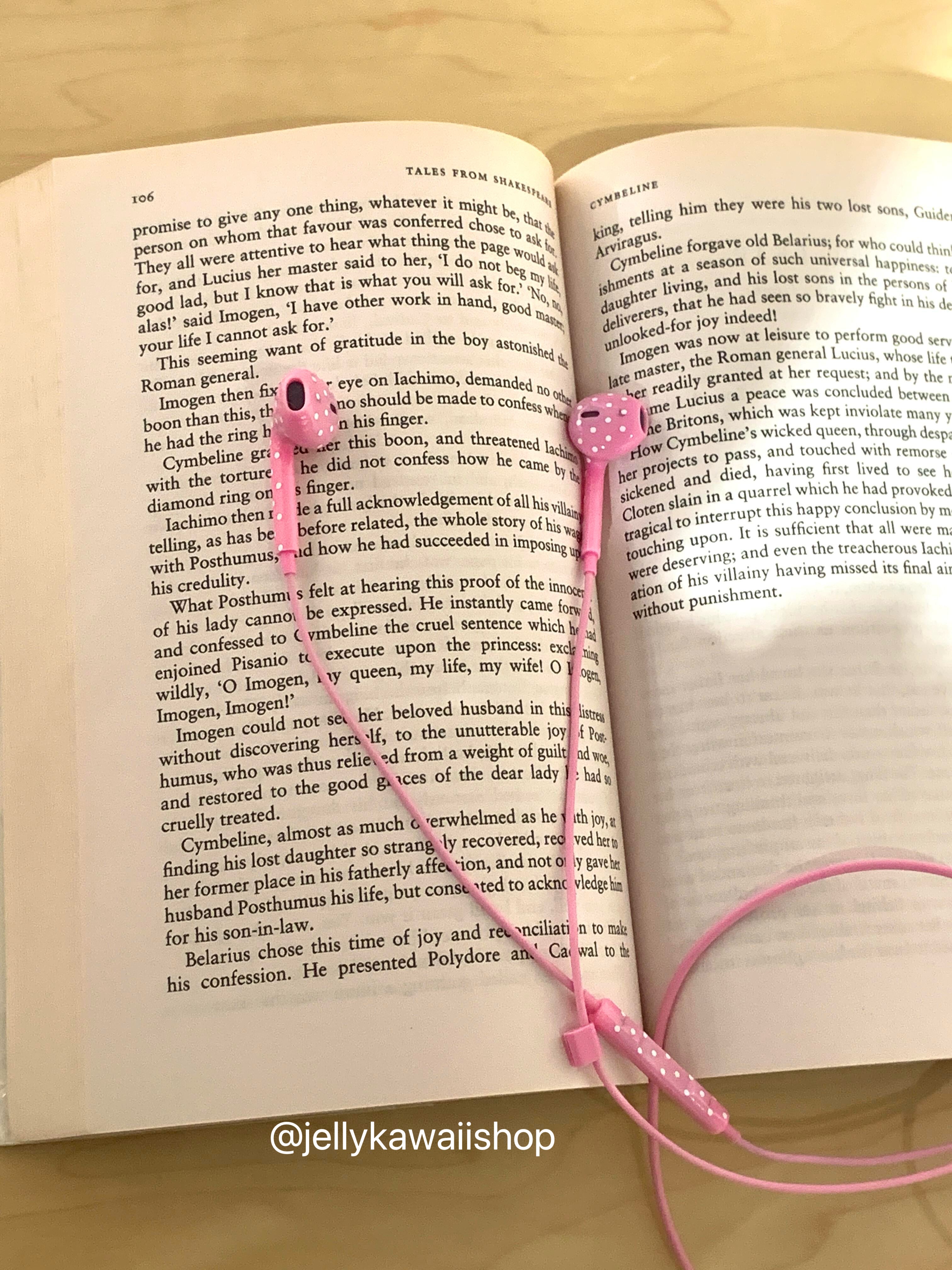 Polka-dot Coloured Wired Earbuds with Microphone in-Ear Headphones