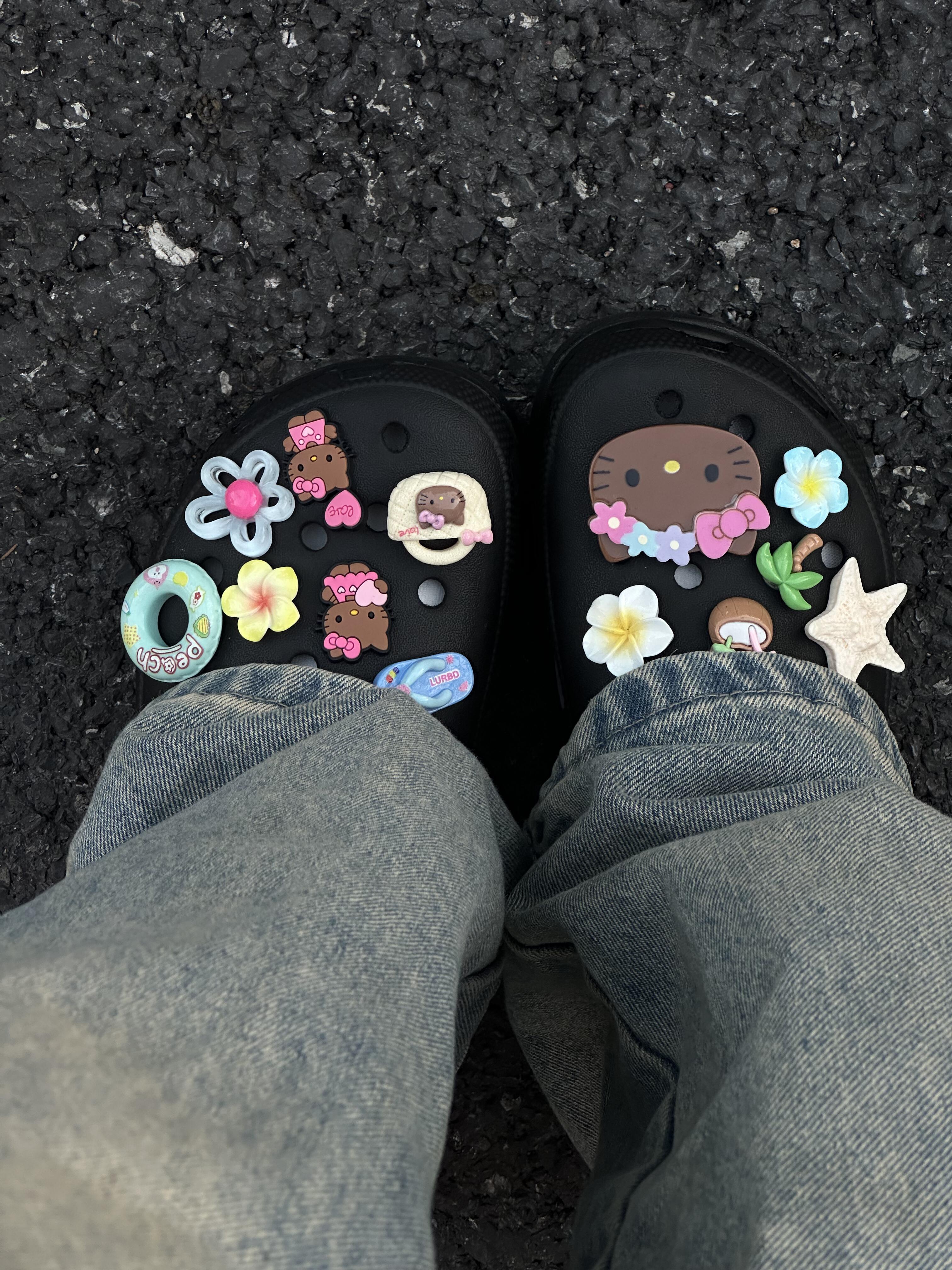 Tan Hellokitty Charms Pack Pins Shoe Decoration Croc Accessories