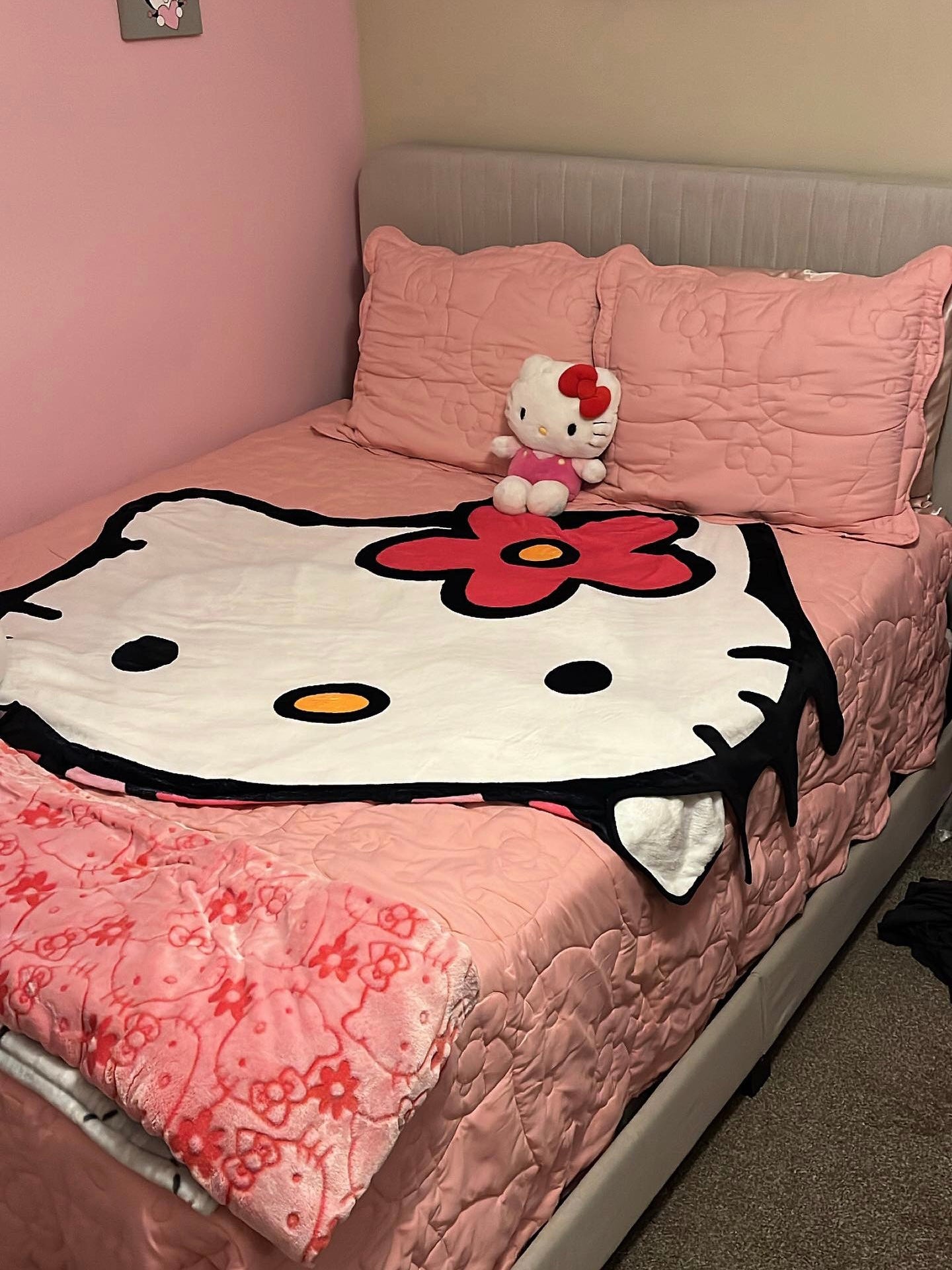 KT Shape  Flannel Blanket