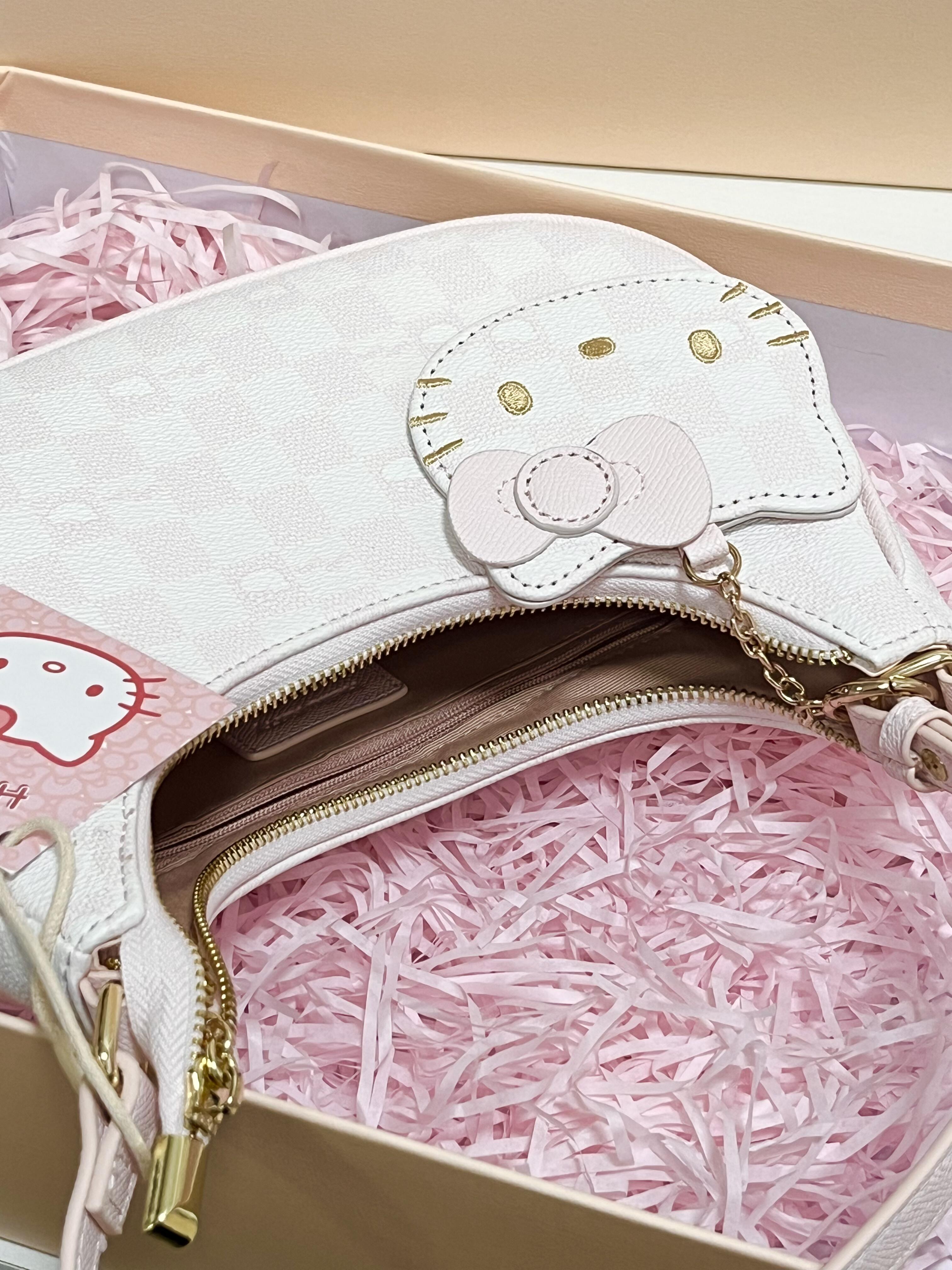 Hellokitty Pink Clutch Tote Purse Handbags With Mirrored Bag Charms