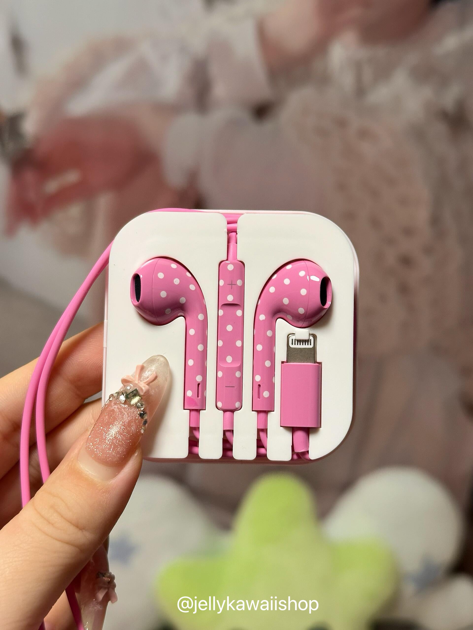 Polka-dot Coloured Wired Earbuds with Microphone in-Ear Headphones