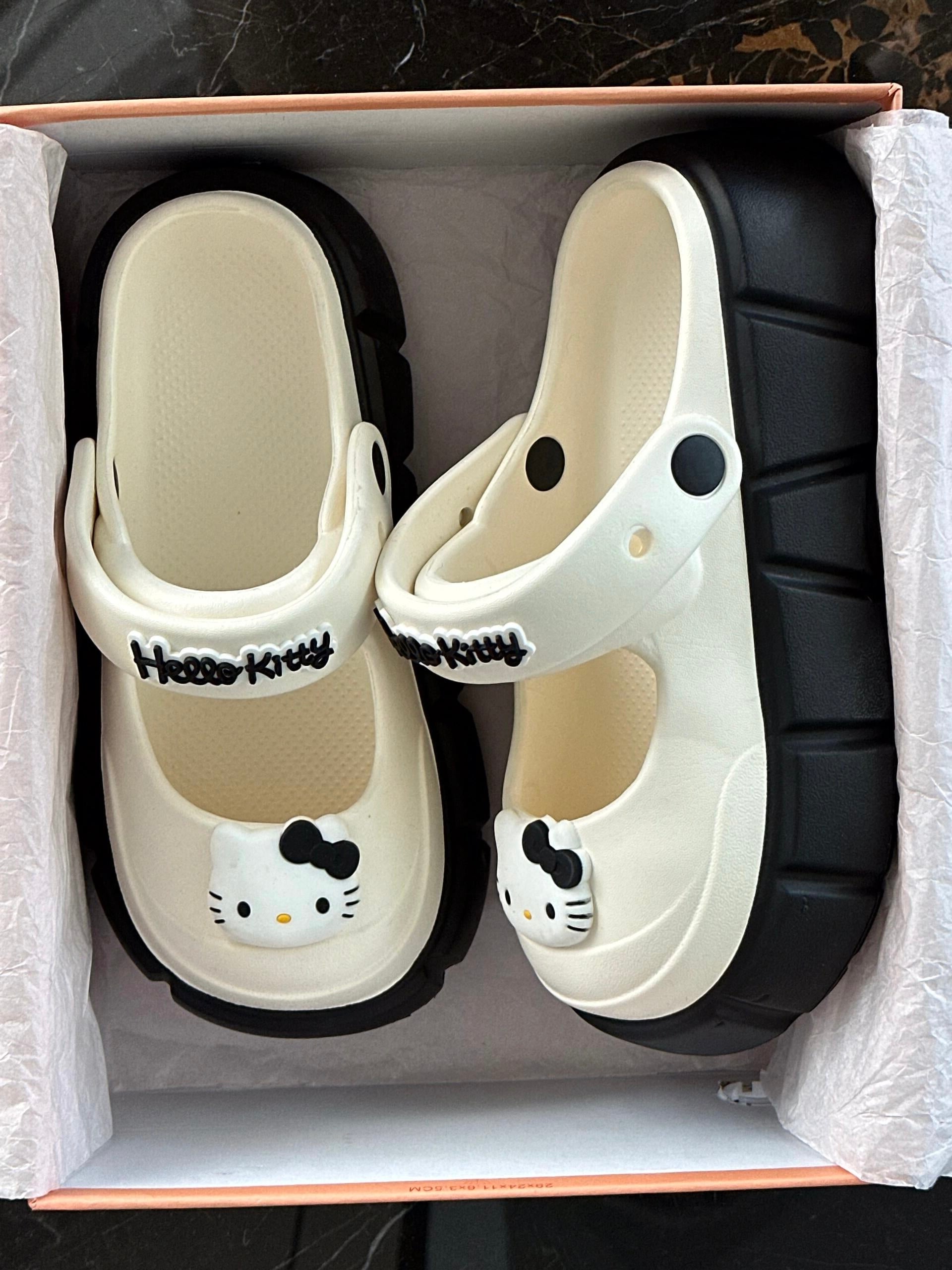 Hello Kitty Clogs Slip on Water Shoes Casual Summer Sandals for Girls