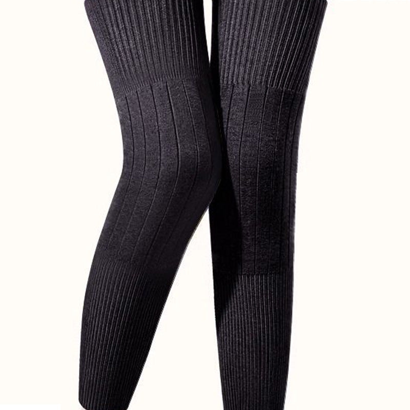 Comfortable and thermally elastic long knee pads
