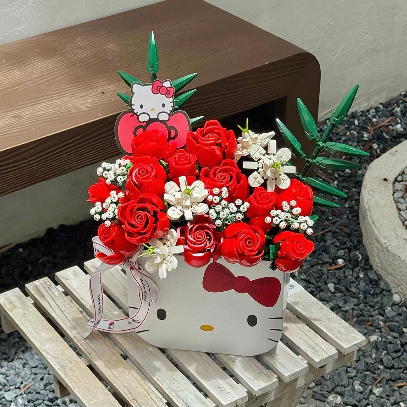 Hellokitty Flower Bouquet Building Blocks Set (20Pcs DIY Floral)