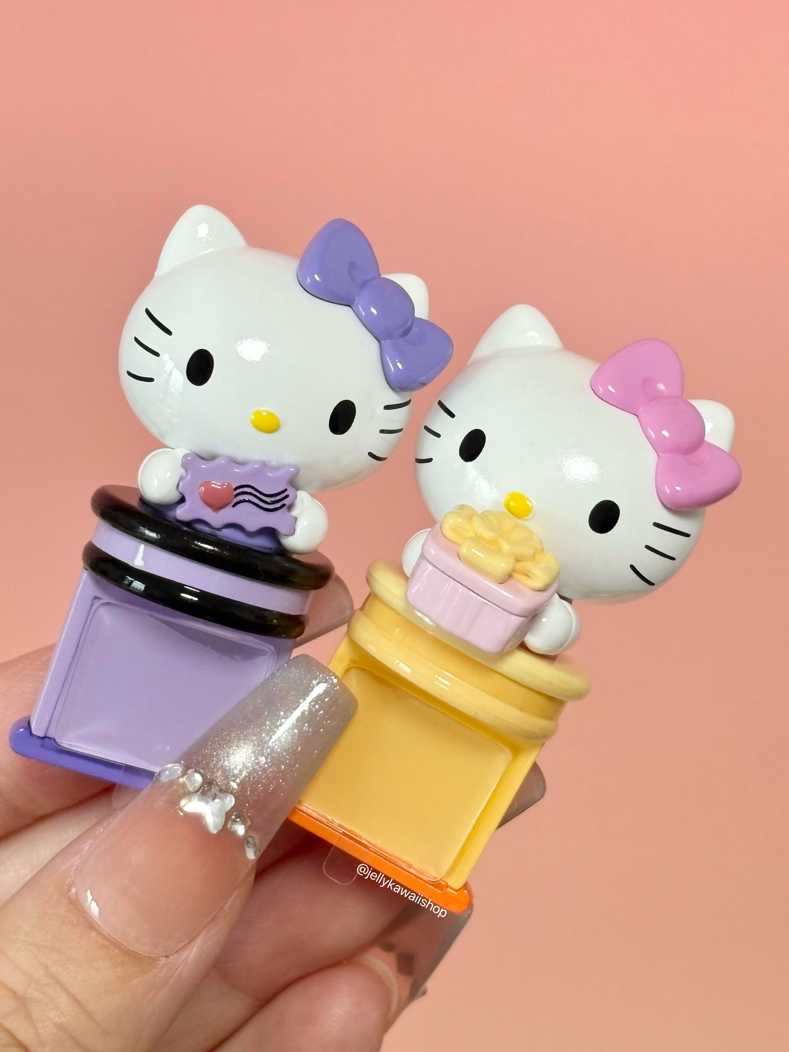 Hello kitty Sweetheart Post Series Phone Hipper Charms