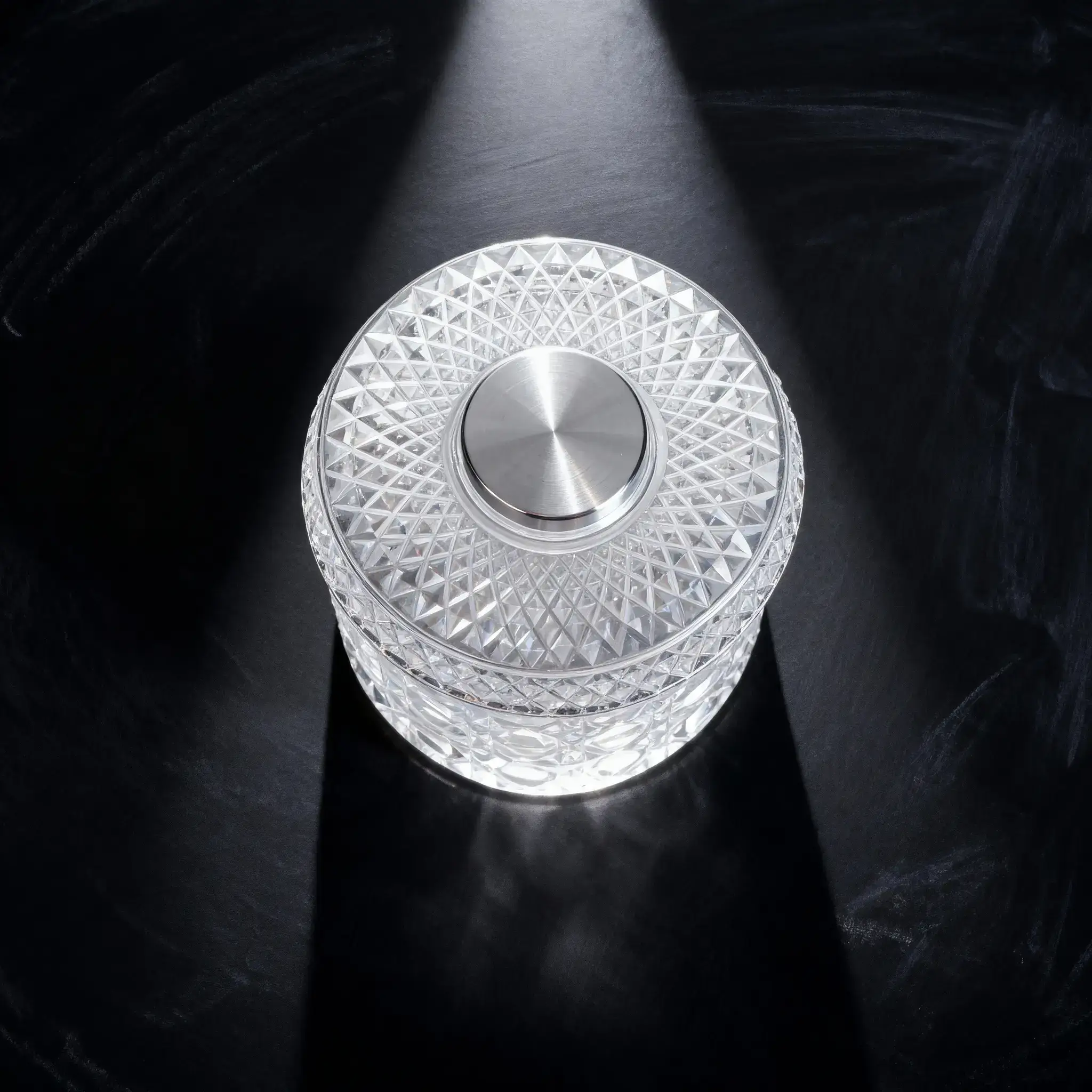 Luxury 360° Spinning Crystal Glass