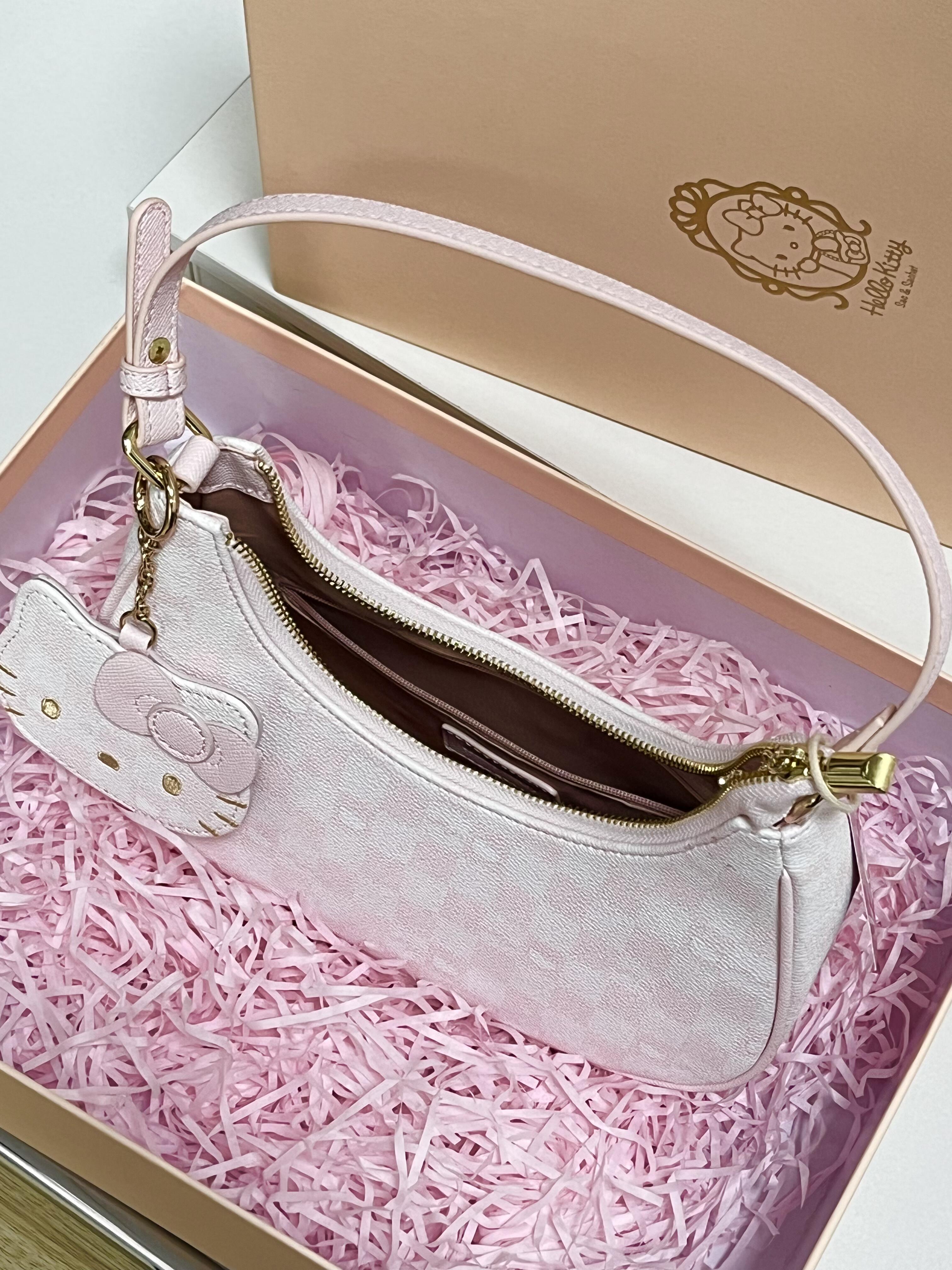 Hellokitty Pink Clutch Tote Purse Handbags With Mirrored Bag Charms