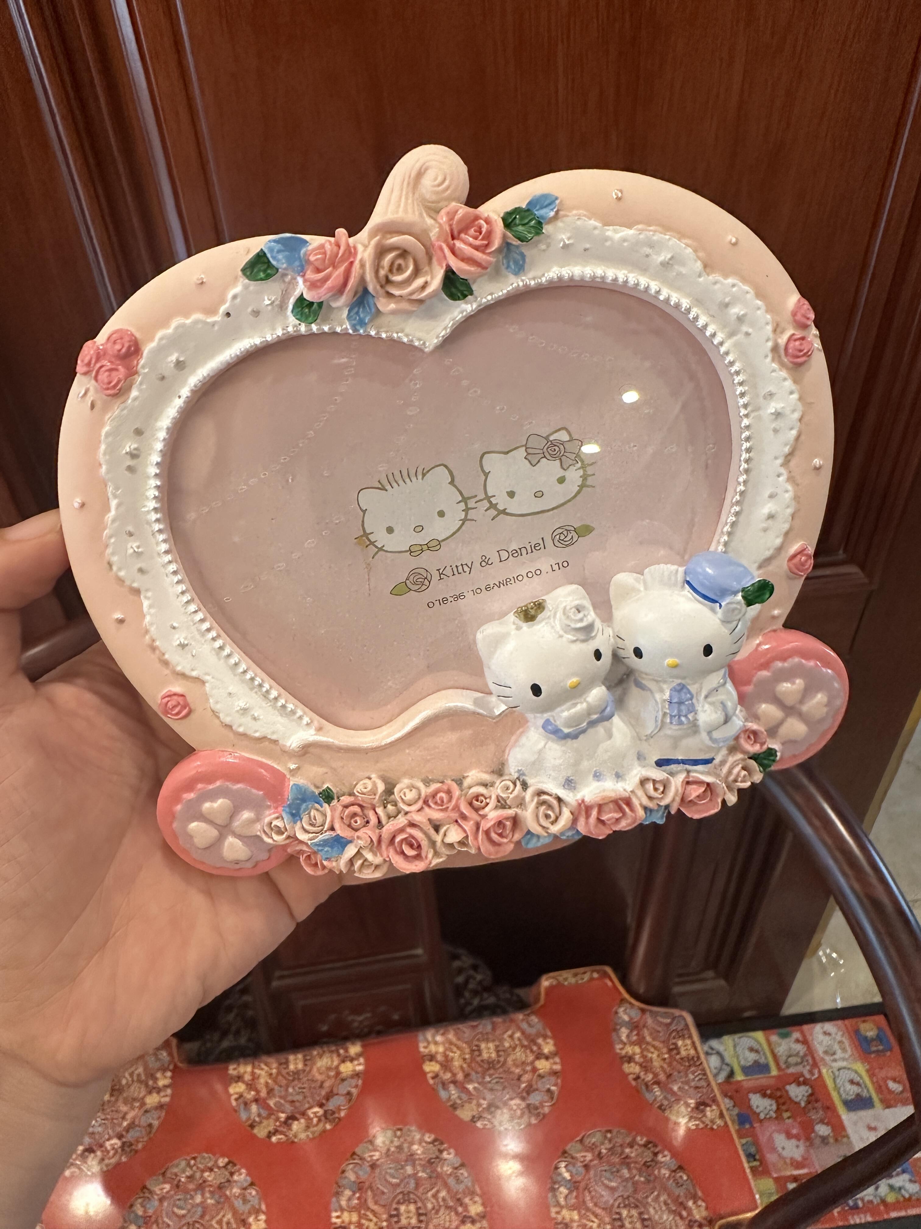HelloKitty & Danie Photo Frame Ornaments Wedding Gifts
