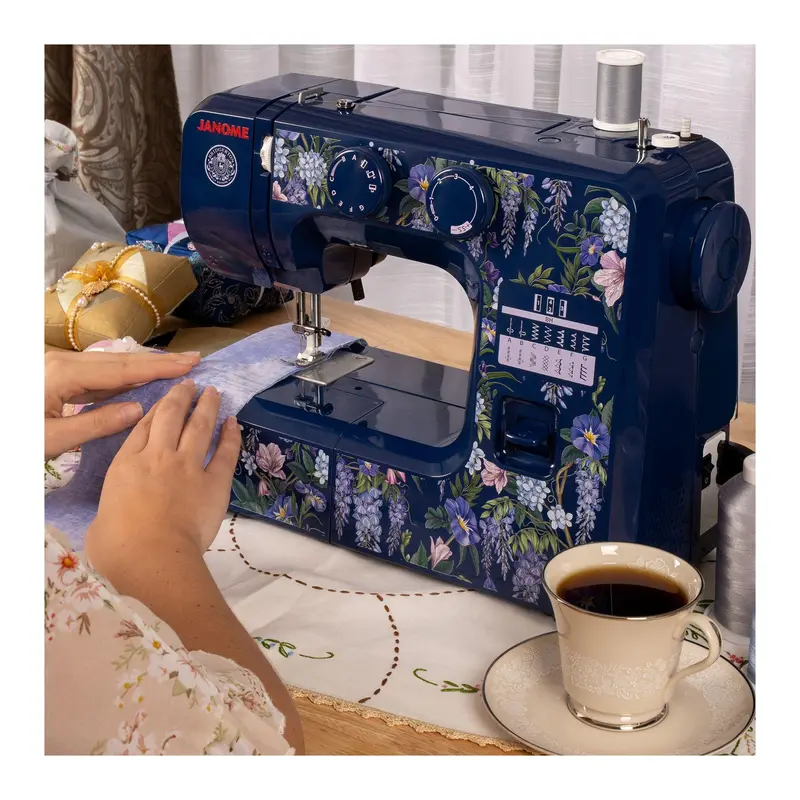 🧵 Special Offer — Decorative Sewing Machine with 15 Built-In Stitches & 4 Presser Feet ✨