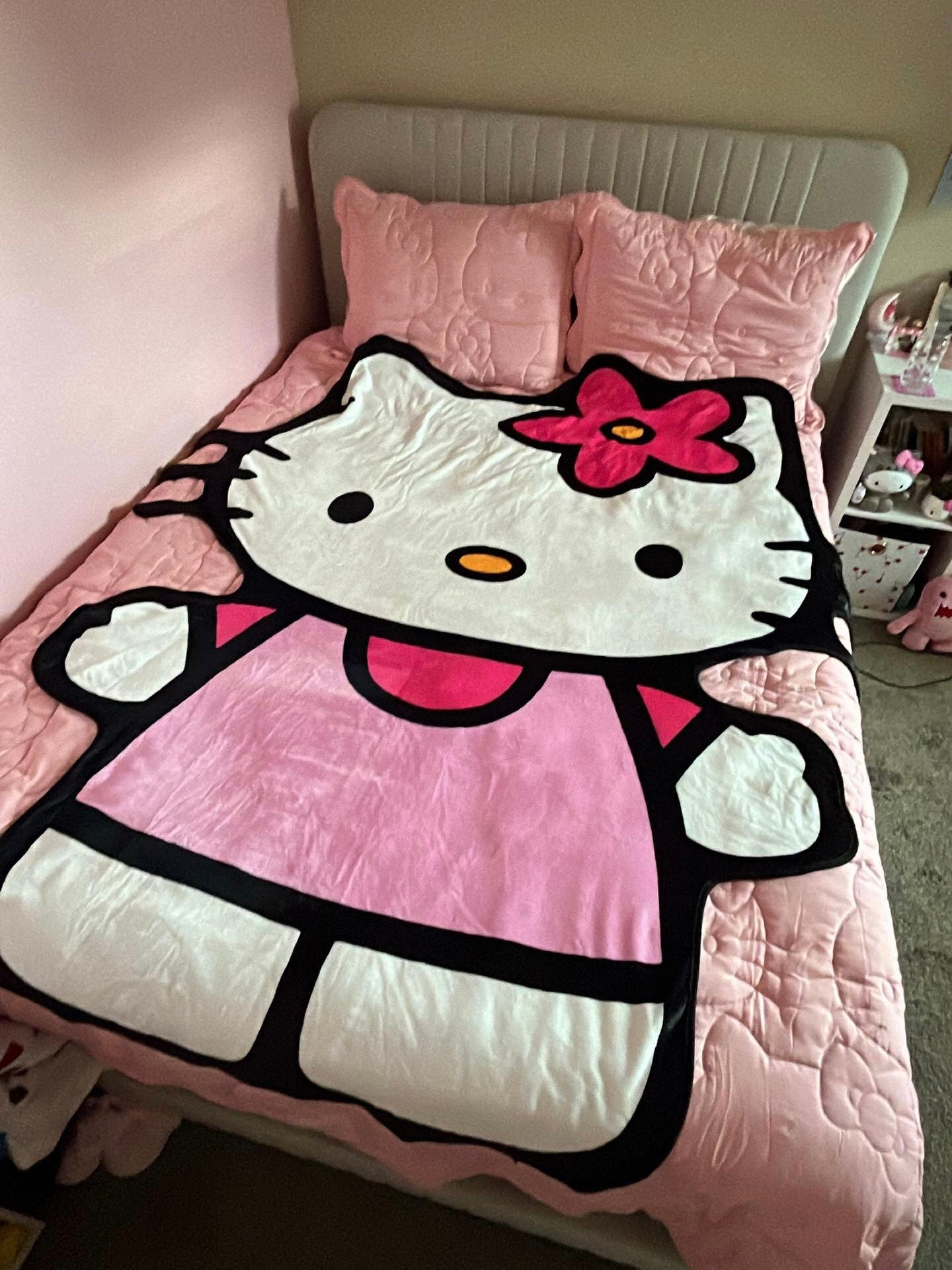 KT Shape  Flannel Blanket
