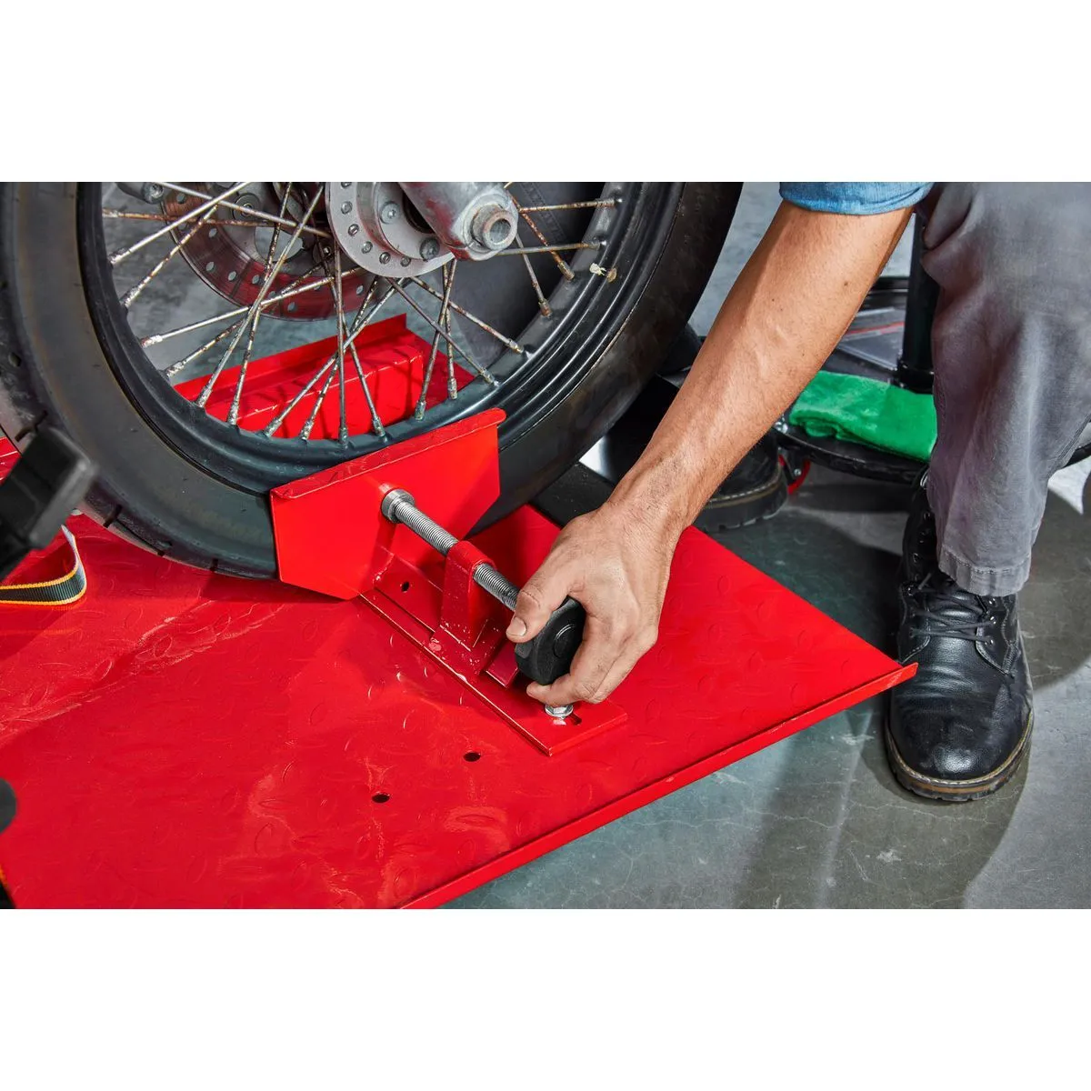 Motorcycle Lift 1000 LB (1/2 Ton) Capacity Lift ATV Lift Bike Stand Jack Table
