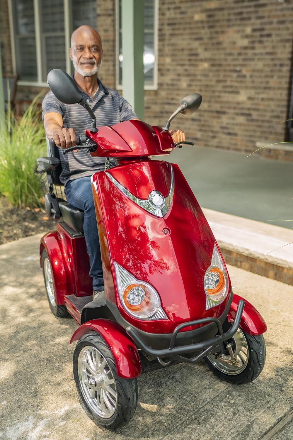Heavy Duty 4-Wheel Mobility Scooter - 60V/20Ah,35 Miles for Seniors 500lbs with Adjustable Seat and Drum Brake