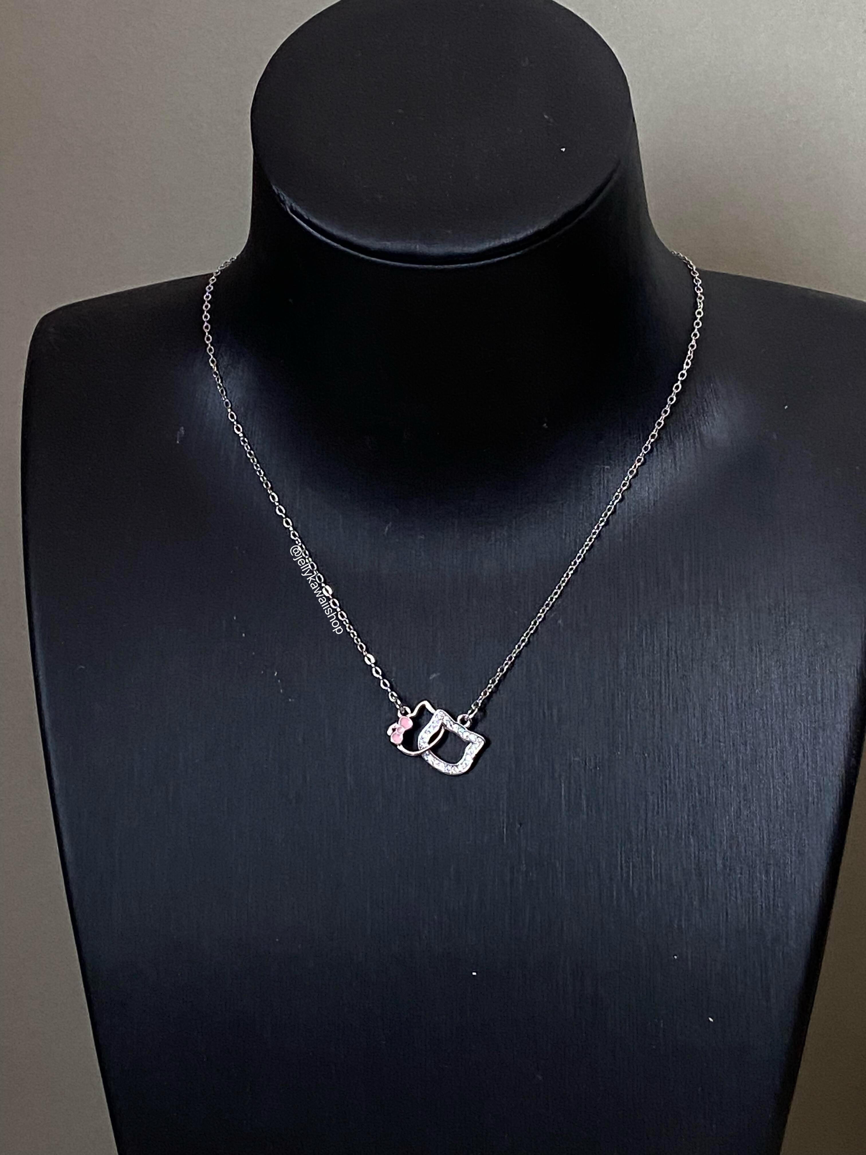 Pendant Necklace with Interlocking HelloKitty & Danie