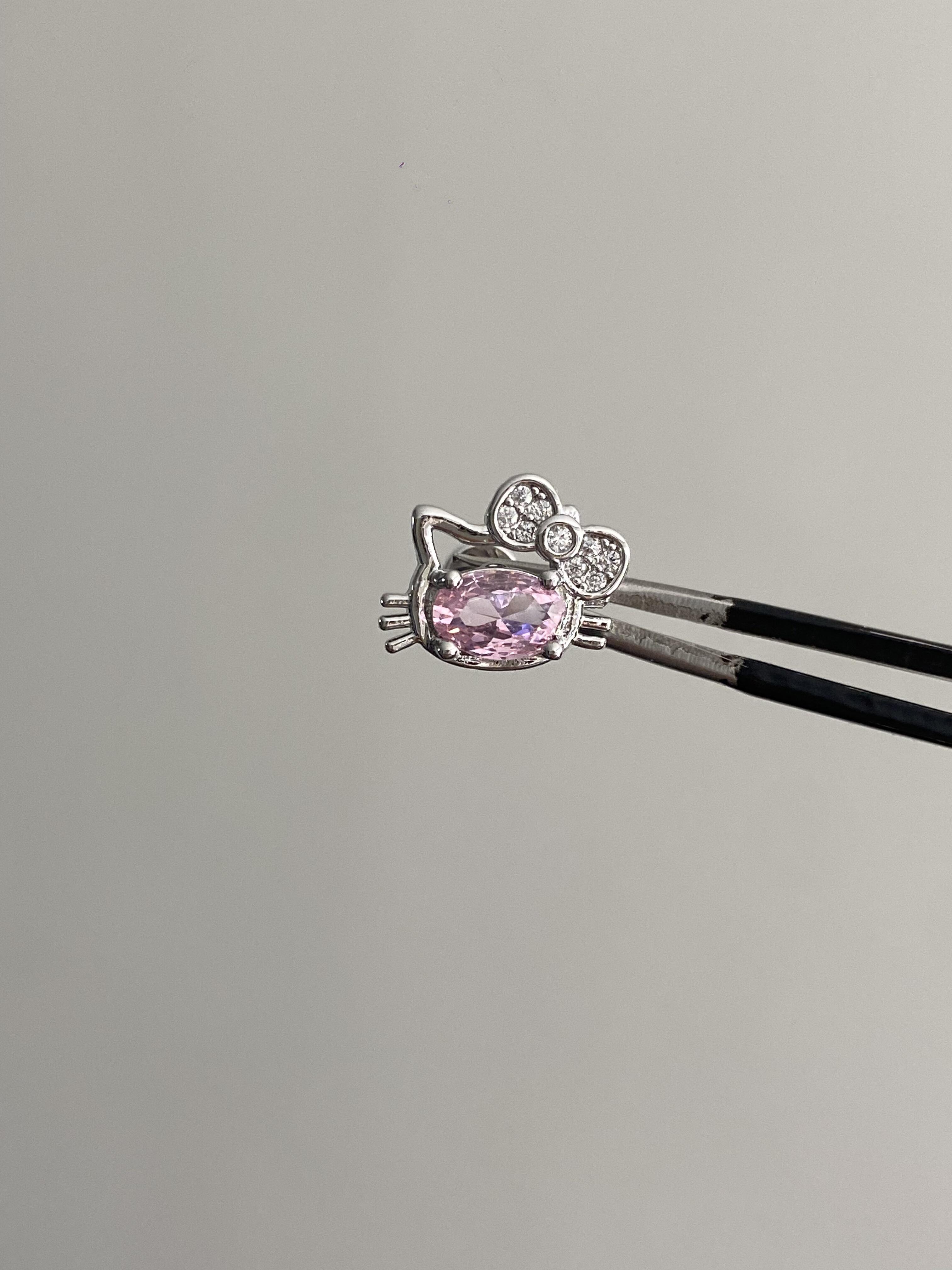 Hellokitty Earrings Rhinestone Cute Titanium earrings
