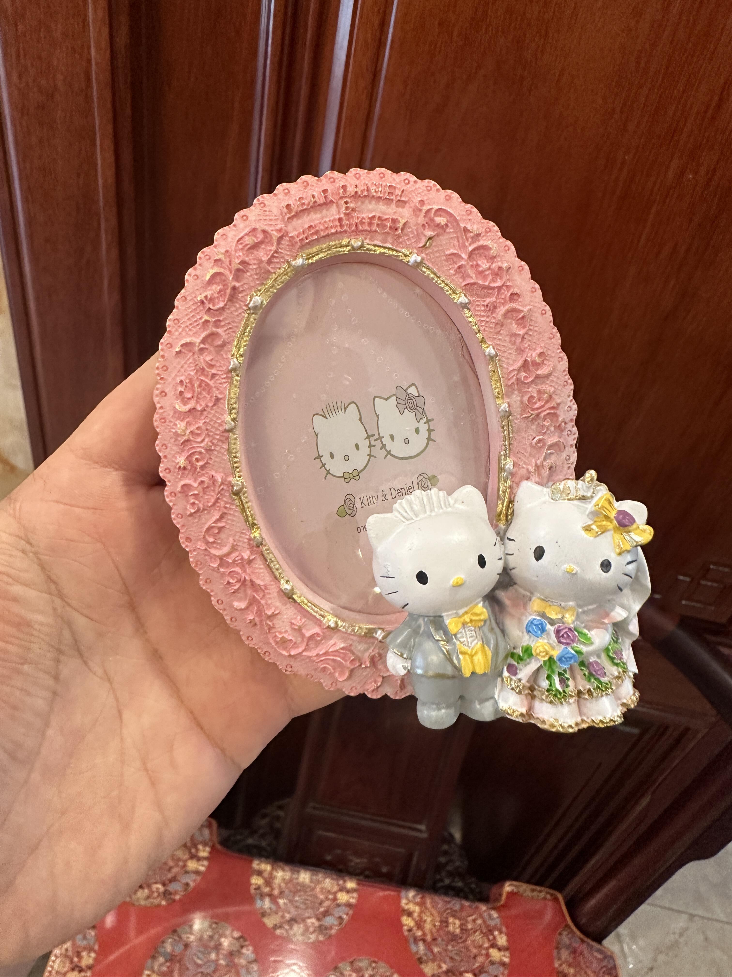 HelloKitty & Danie Photo Frame Ornaments Wedding Gifts