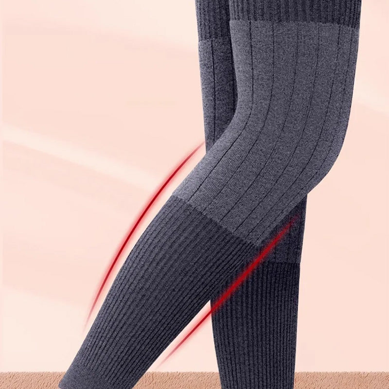 Comfortable and thermally elastic long knee pads
