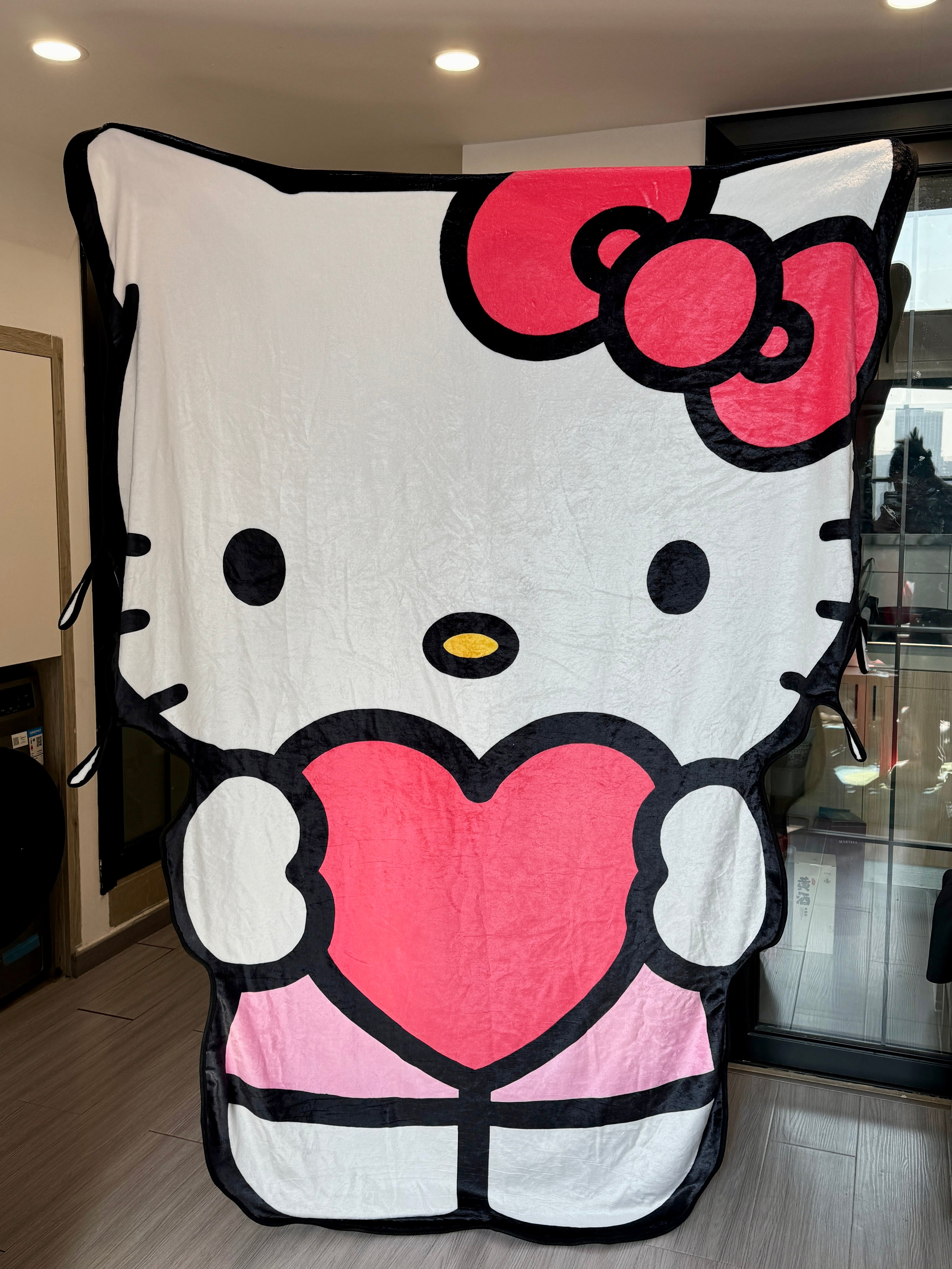 KT Valentine Shape Flannel  Blanket