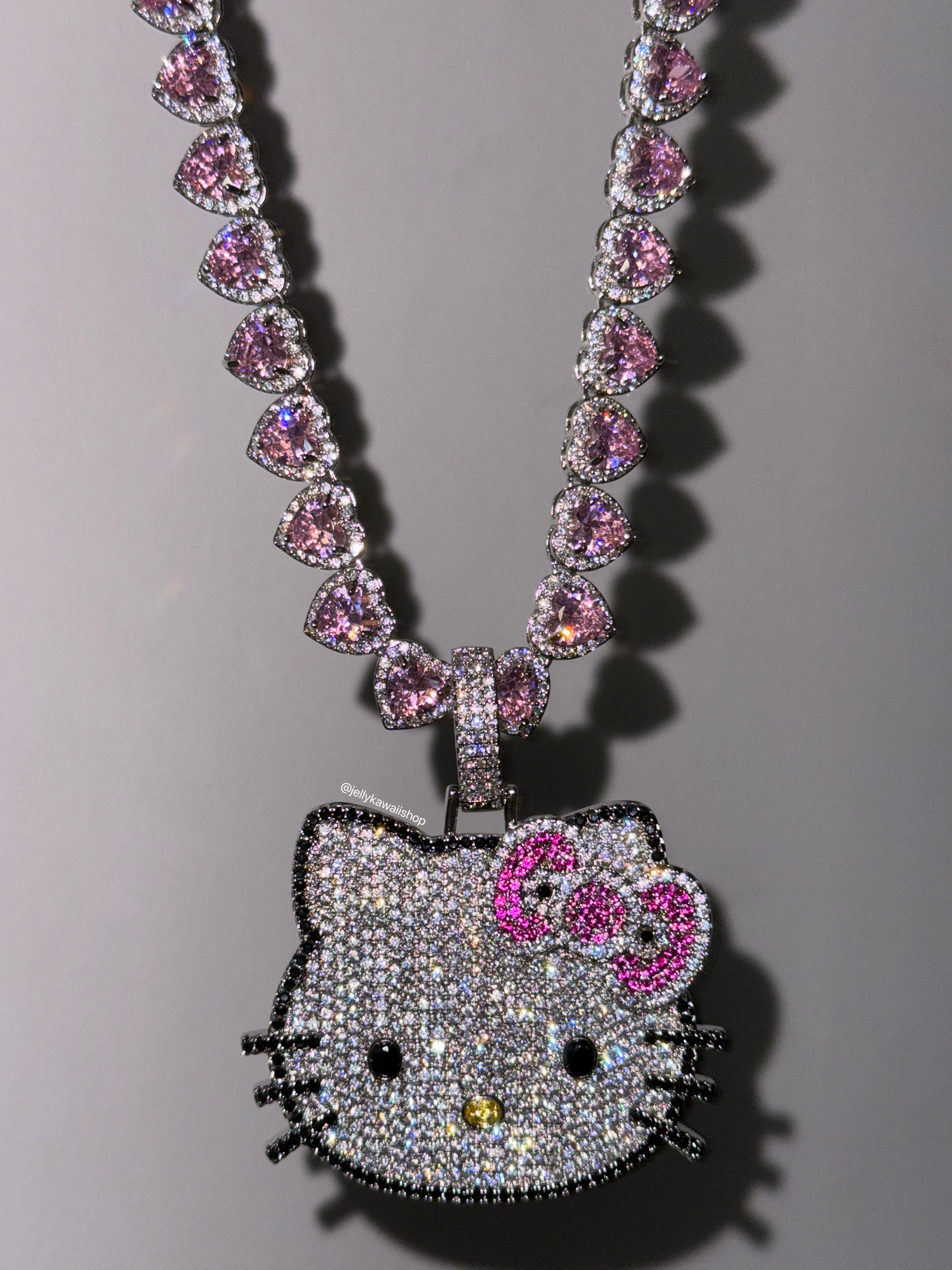 Hellokitty Sparkly Rhinestone Chunky Chain Necklace Jewelry（Velvet Gift Box Packing）