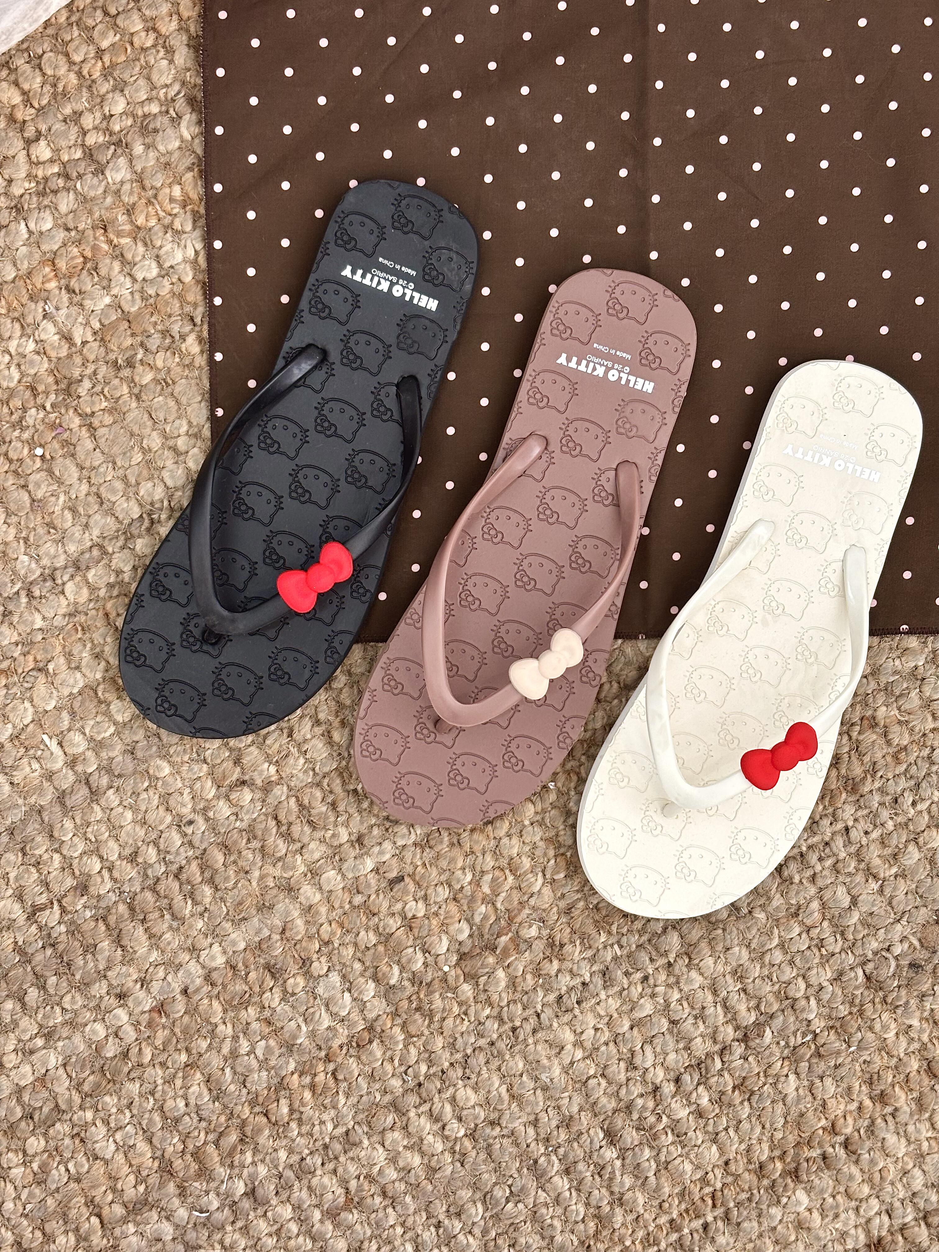 Hellokitty Beach Casual Slim Flip Flop Sandals Shower Shoes