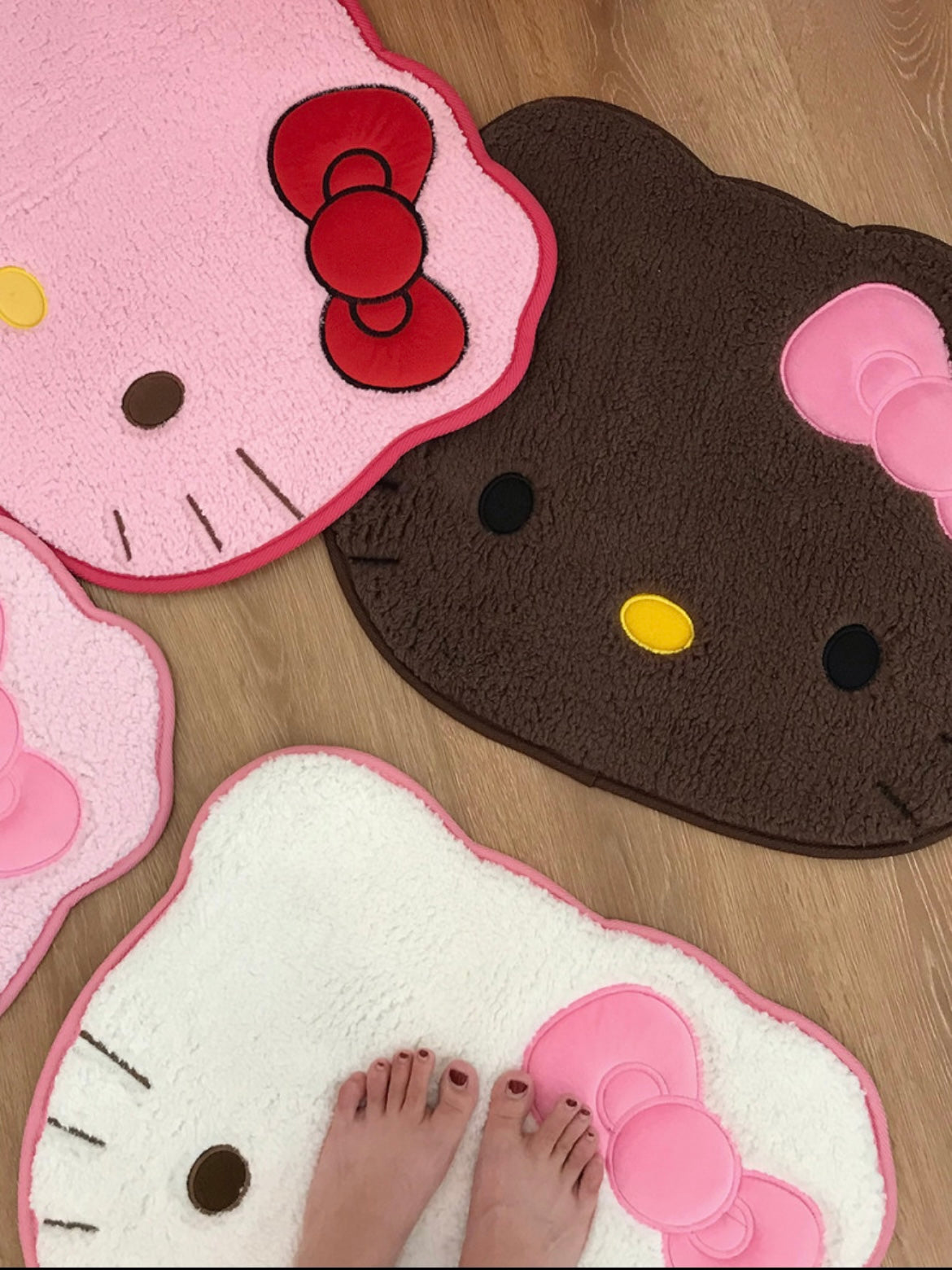 Hellokitty Shaped Bathroom Rugs