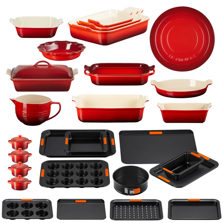 Le Creuset 166-piece Ultimate Cookware Set