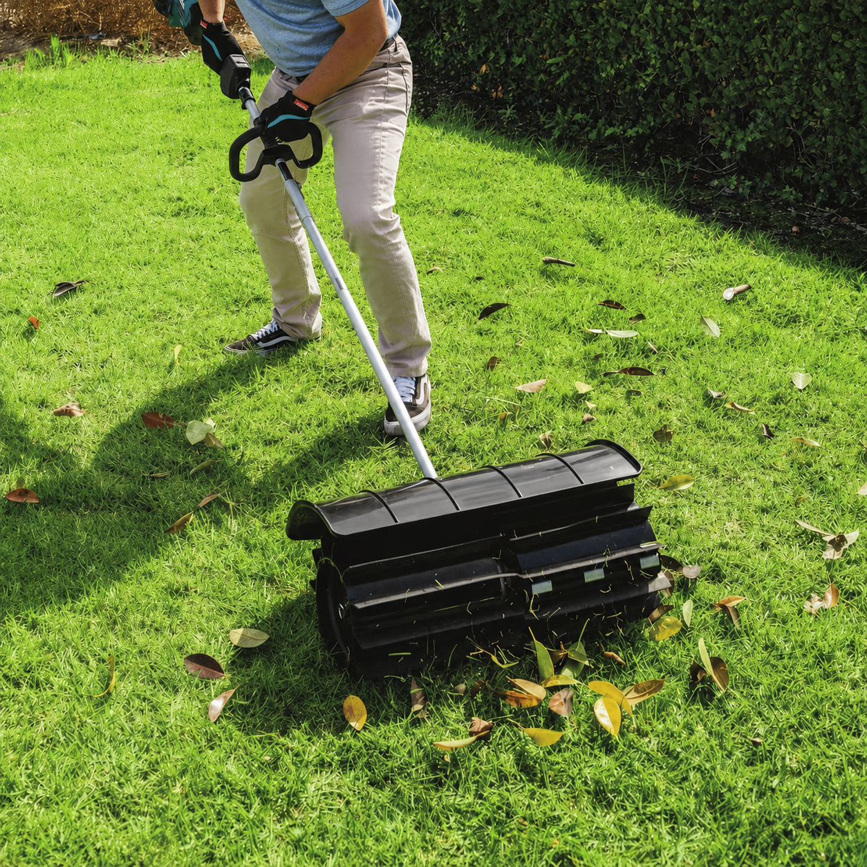 🔥Hot Deal🔥 Heavy-Duty Paddle Sweep Attachment for Driveways, Lawns, Gravel & Debris