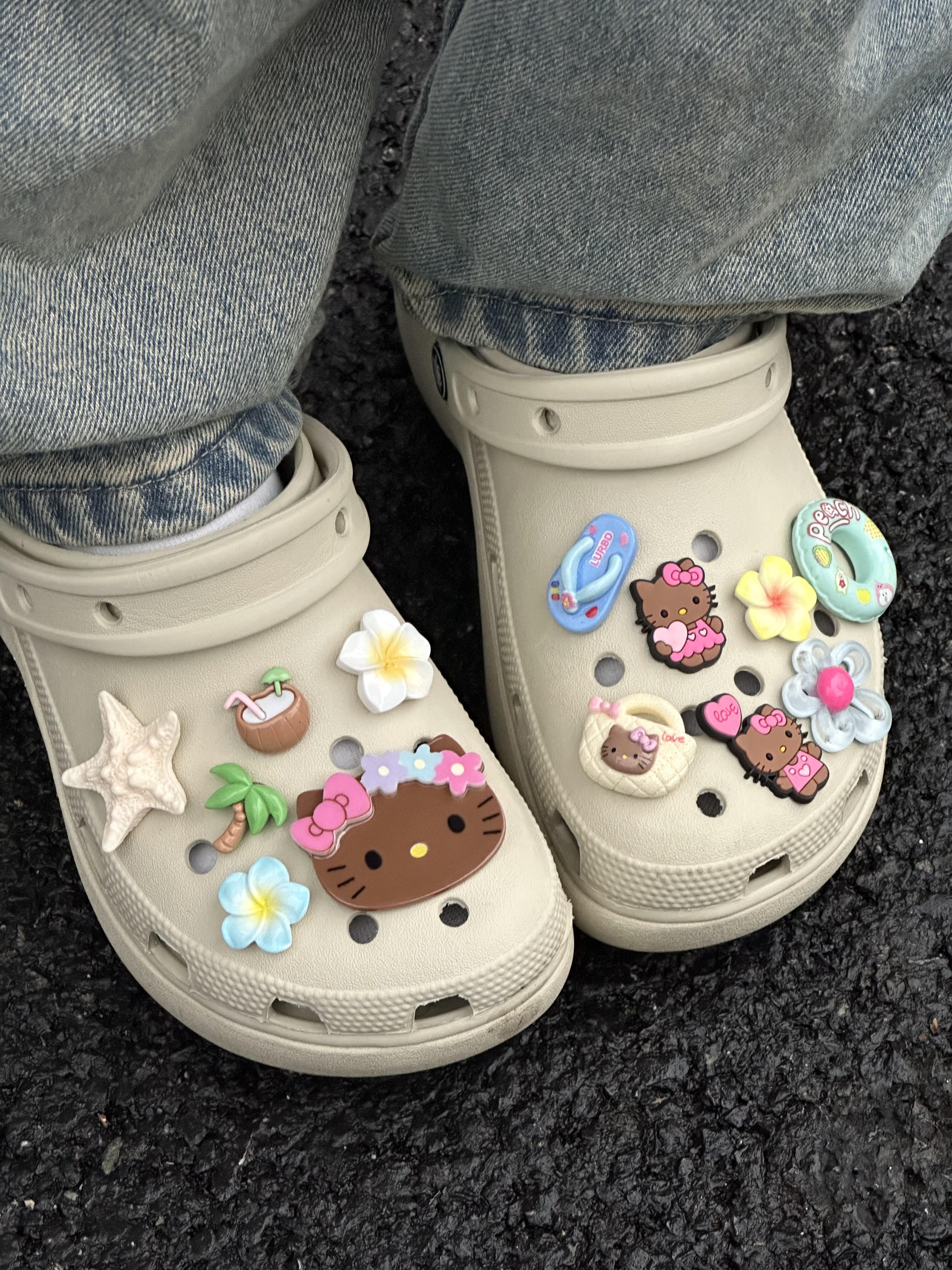 Tan Hellokitty Charms Pack Pins Shoe Decoration Croc Accessories
