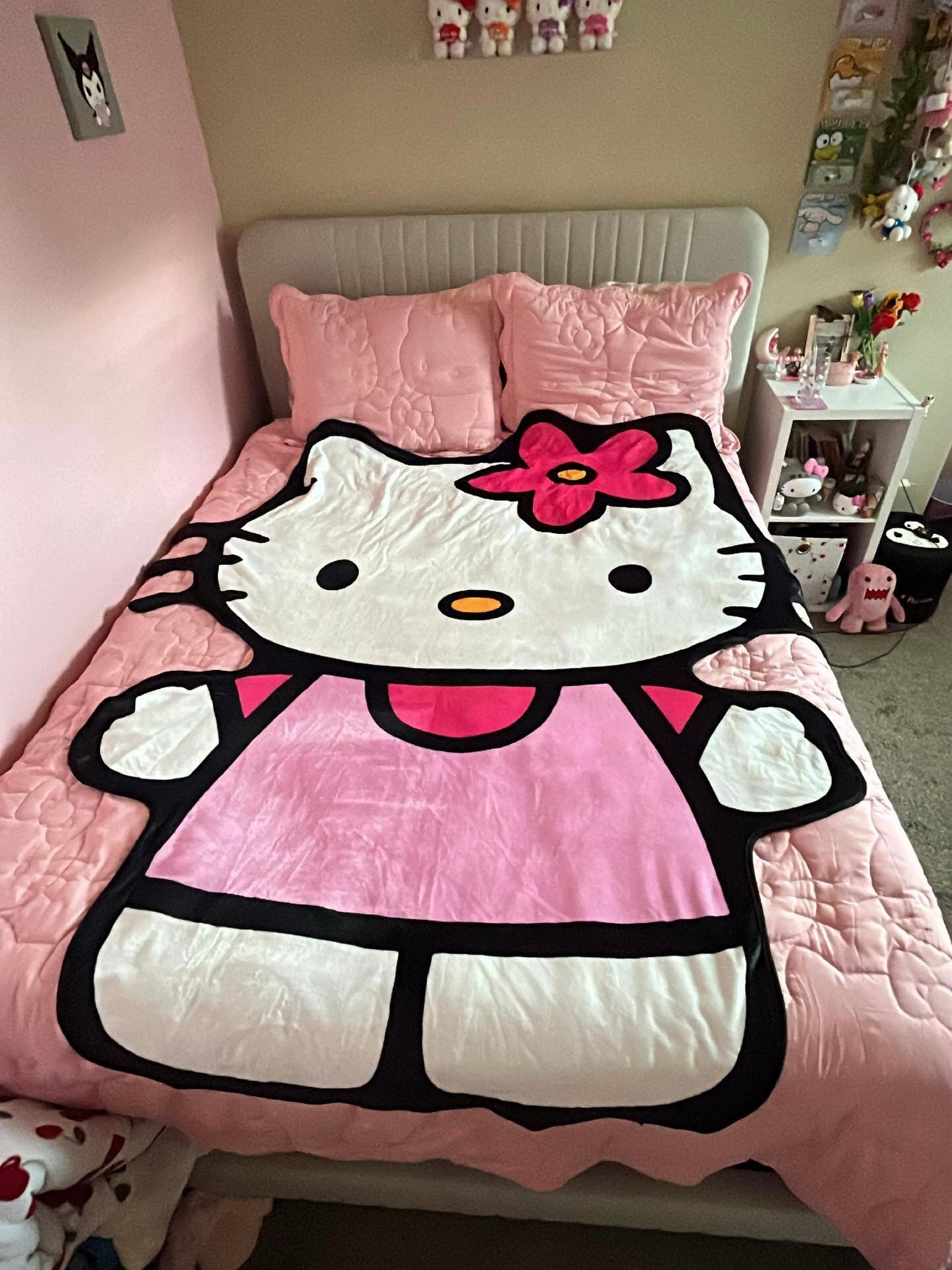 KT Shape  Flannel Blanket
