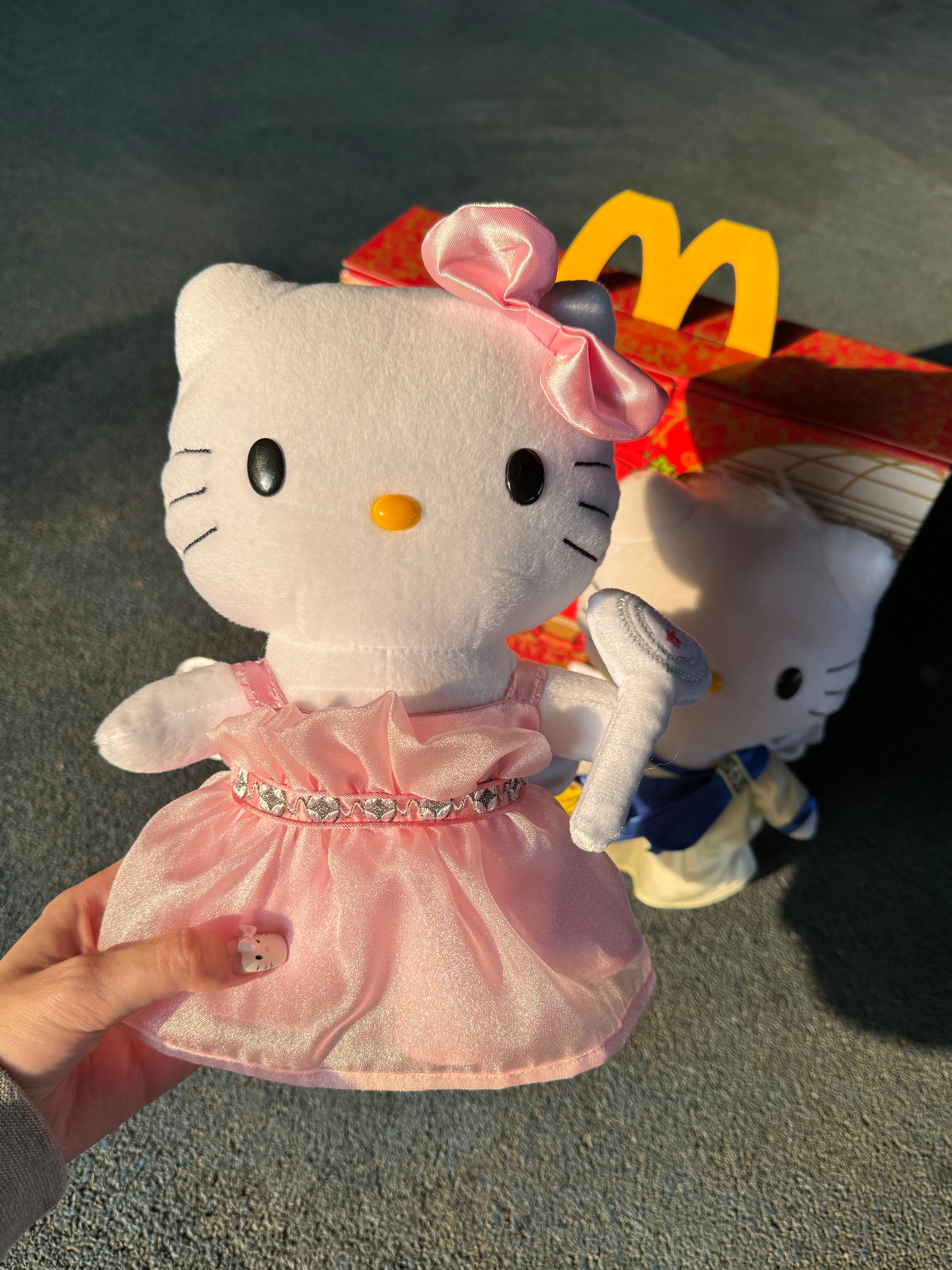 Macdonald Hello Kitty & Daniel Cupid Valentine Plush