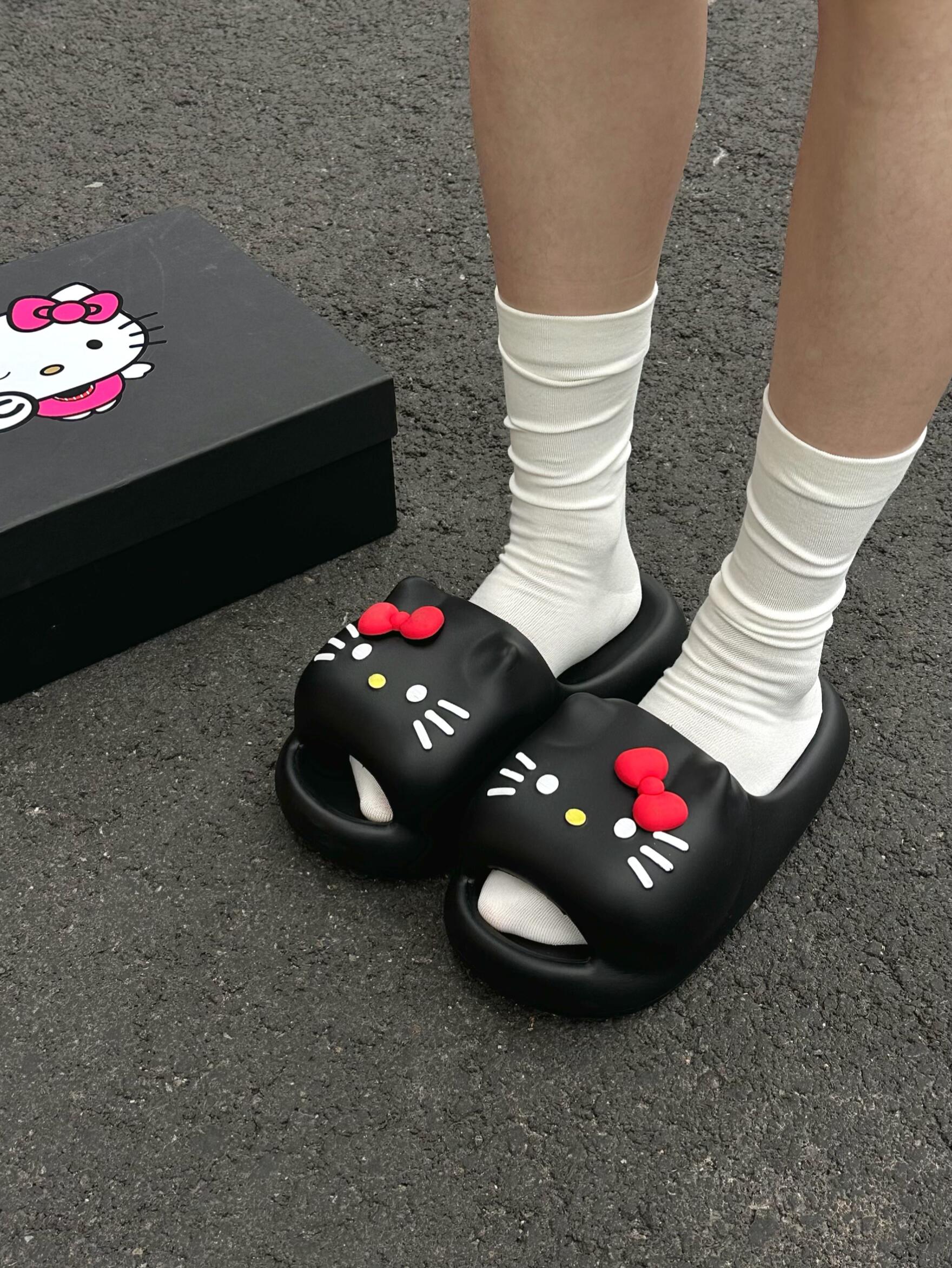 Hellokitty Soft CloudFoam Cushioning Slides Slippers