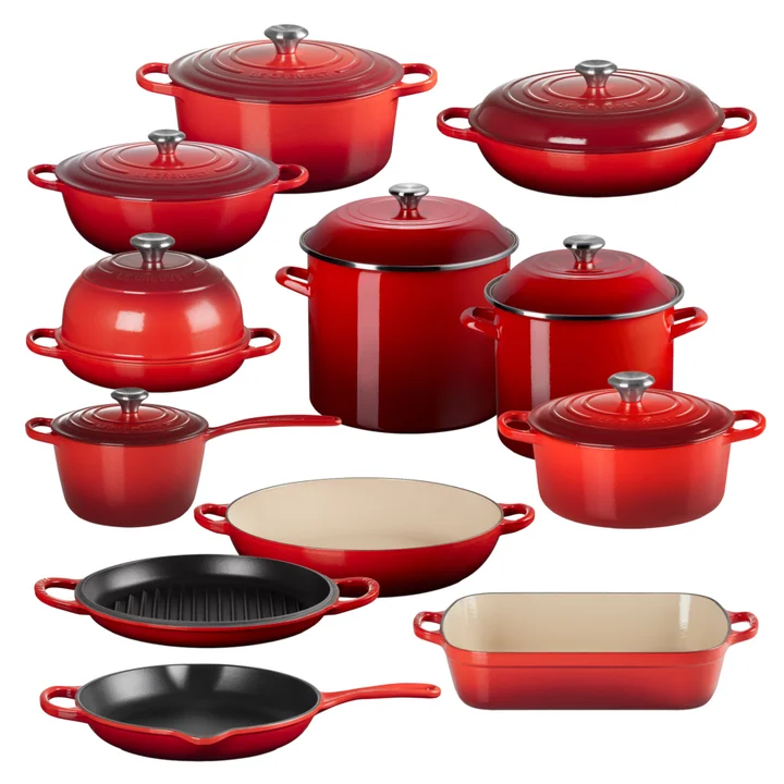 Le Creuset 166-piece Ultimate Cookware Set