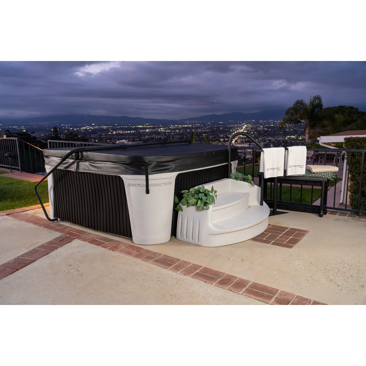 DayDream 3500 Ensemble 7-Person 35-Jet Plug & Play Hot Tub with Ozonator AR4-HU2-WTBE