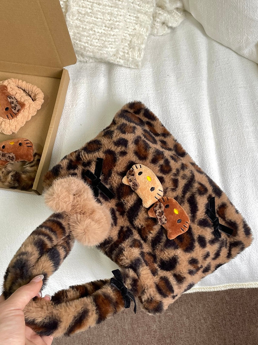 Hellokitty Leopard Print Plush Bag Handbags