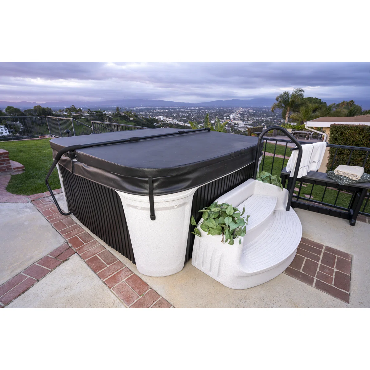 DayDream 3500 Ensemble 7-Person 35-Jet Plug & Play Hot Tub with Ozonator AR4-HU2-WTBE